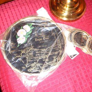 ~~~MASSACHUSETTS ~~~Metal Souvenir TRAY & 6 COASTERS Never Opened